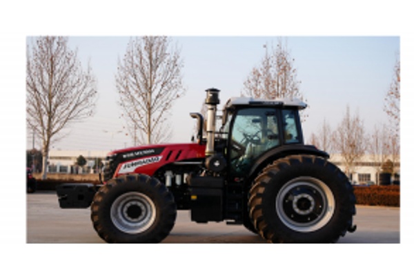 MK3004 Трактор